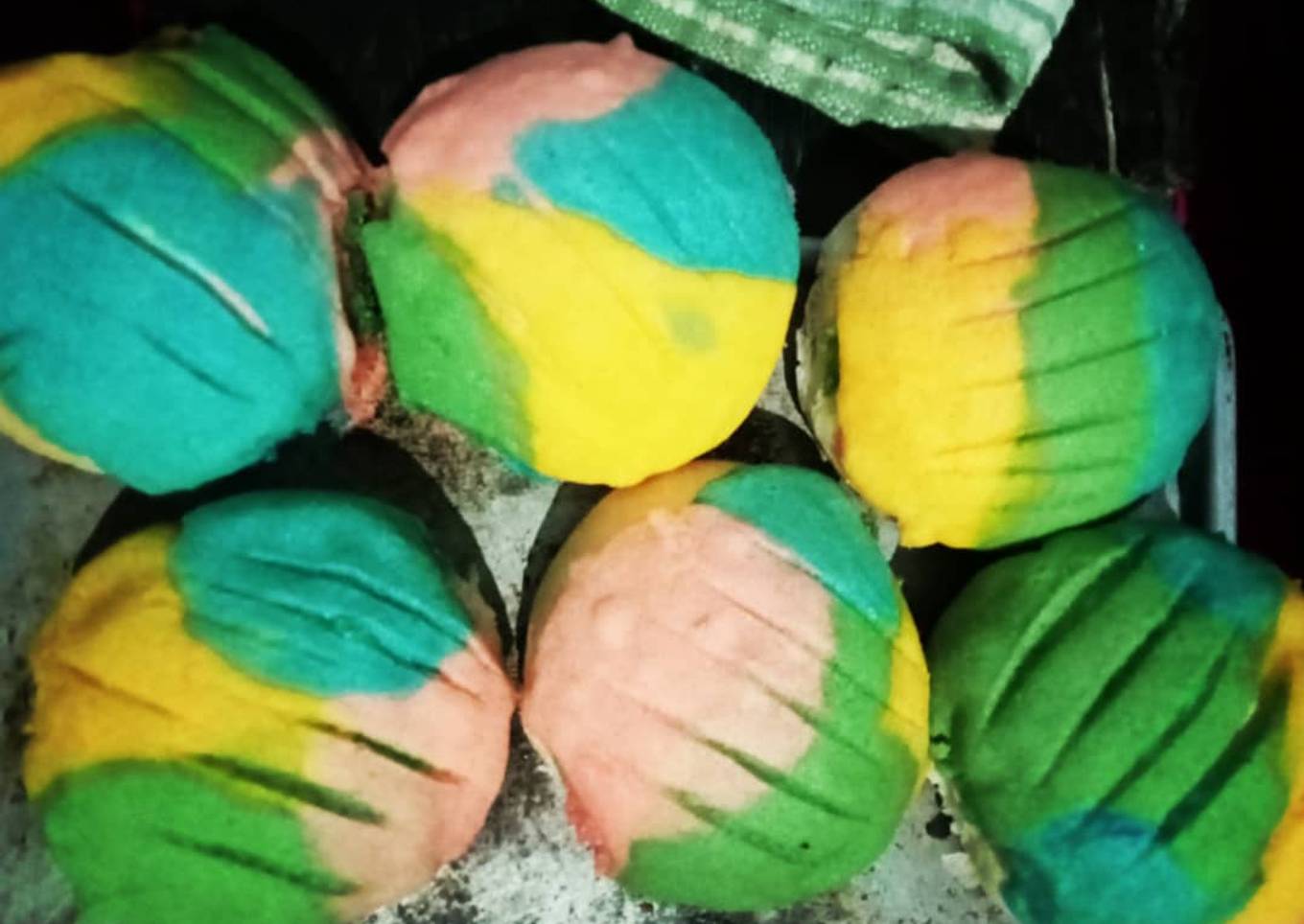 Mexican concha bread