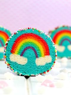 Una foto de Galletas de mantequilla arcoíris