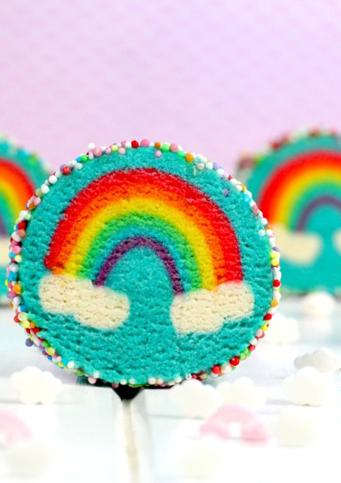 Una foto de Galletas de mantequilla arcoíris