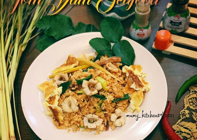 Resipi Nasi Goreng Tom Yam Seafood Oleh Mamy Kitchen89 Cookpad