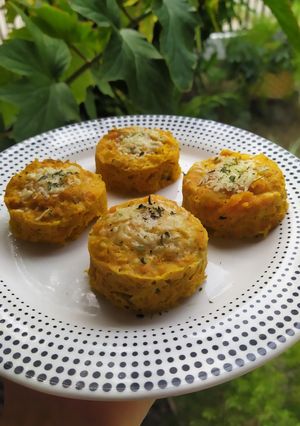 Una foto de Minis soufflés de zapallo en microondas
