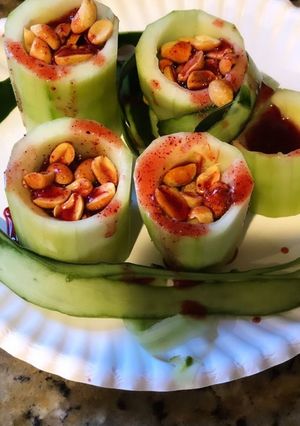 Una foto de Pepino enchilado