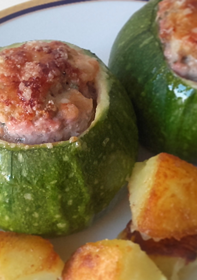 Una foto de Calabacín relleno al horno