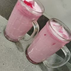 Strawberry Milkshake A picture of Strawberry Milkshake.