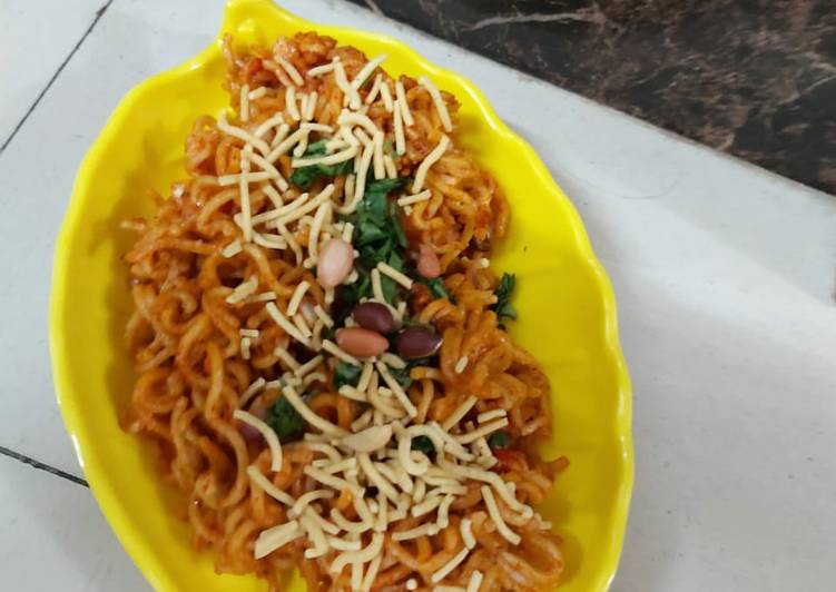 How to Make Perfect Veg aata maggi bhel