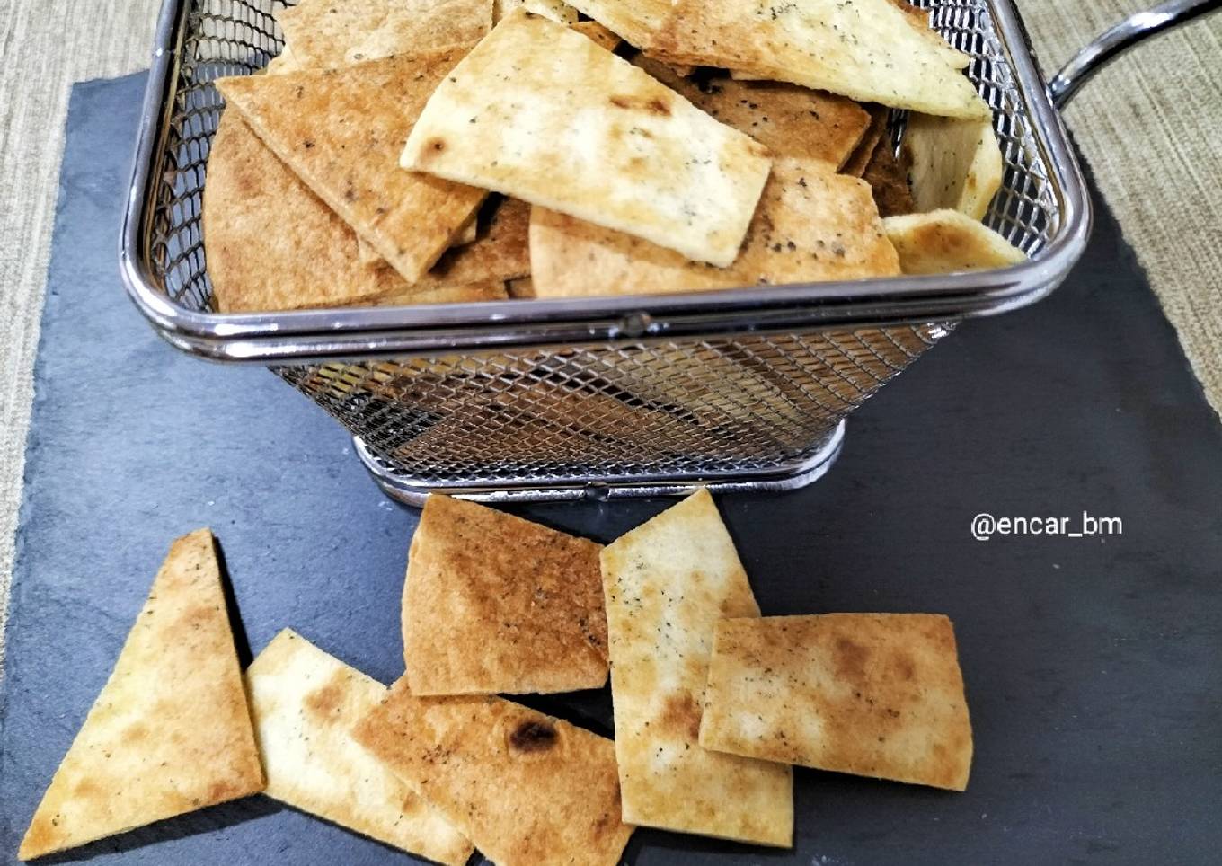 Nachos caseros con tortillas de trigo en airfryer