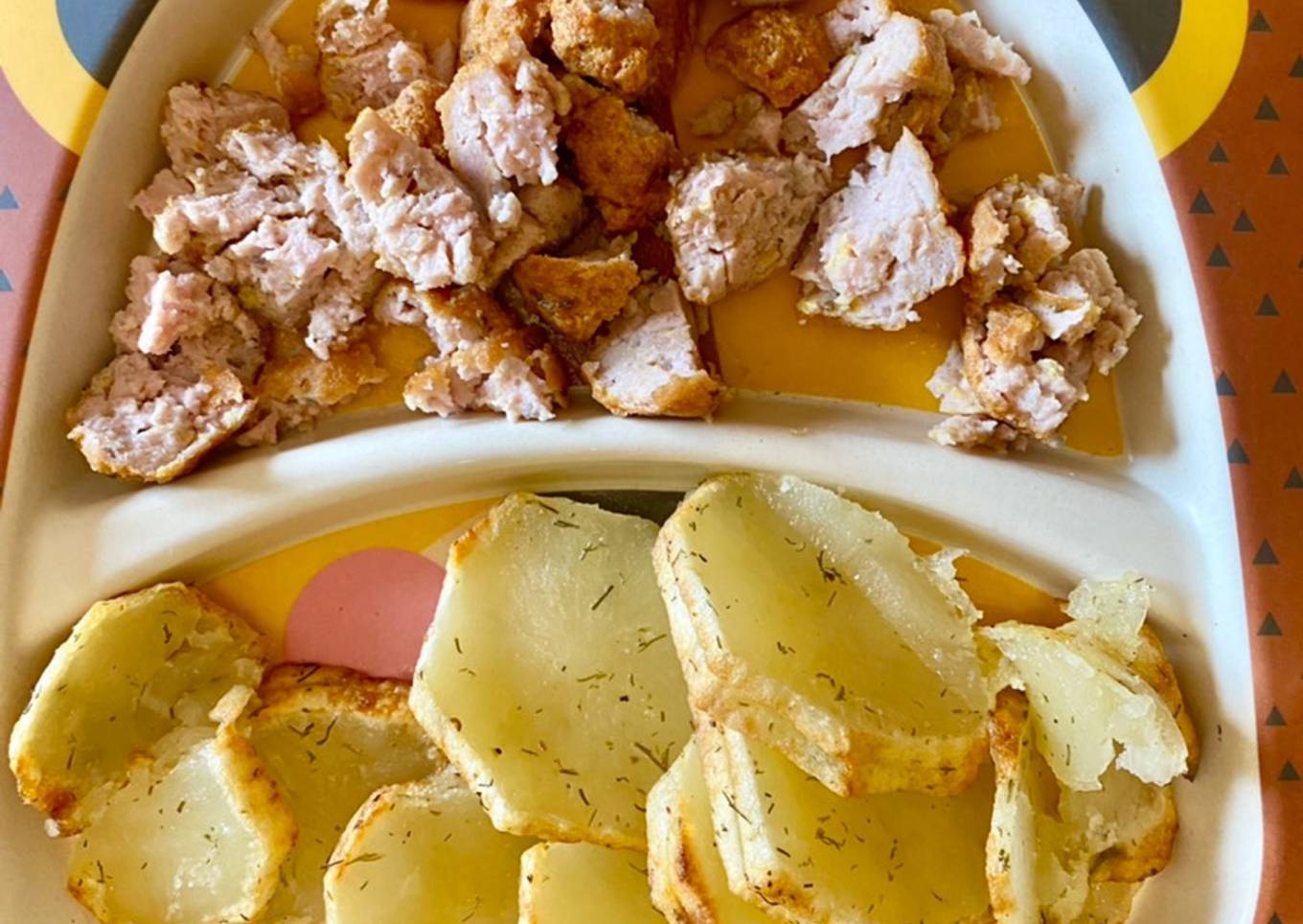 Albóndigas de pollo y pavo con patatas hasselback