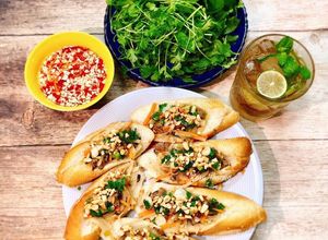 Hình của món Bánh Mì Hấp.