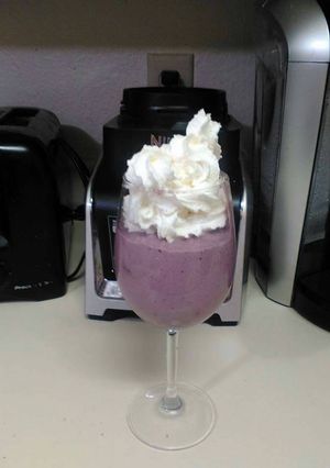 A picture of Mantastic Cottage Cheese and Berries Smoothie.