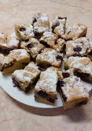 Cseresznyés süti recept fotója