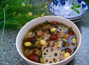 Hình của món Chè Sâm Bổ Lượng.