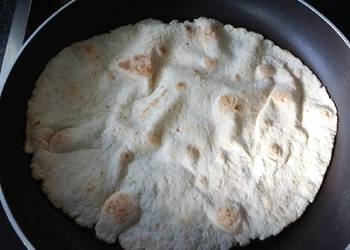 Fresh, Serving Recipe Soft  Moist Flatbreads with 5 Ingredients Practical Delicious
