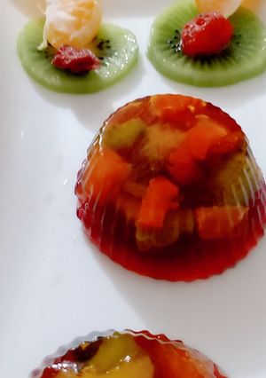 A picture of FreshFruitJellyPudding.