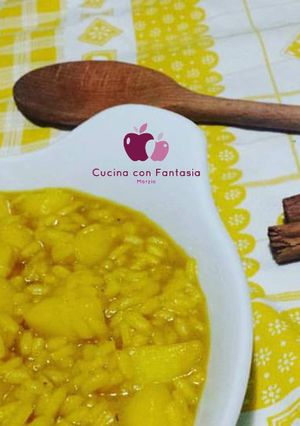 Foto di Risotto alla curcuma con mela e cannella