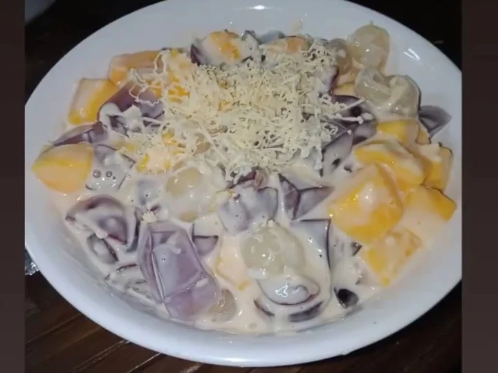 Langkah Gampang Menyiapkan Resep Salad buah yoghurt segar yang Lezat Sekali Anti Ribet, Bikin Ngiler