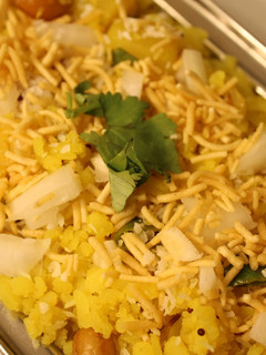 A picture of Aloo Poha.