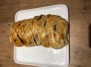 Une photo de Tresse au poulet, champignons et comté