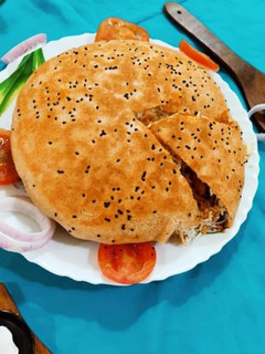 A picture of Parda chicken Biryani.