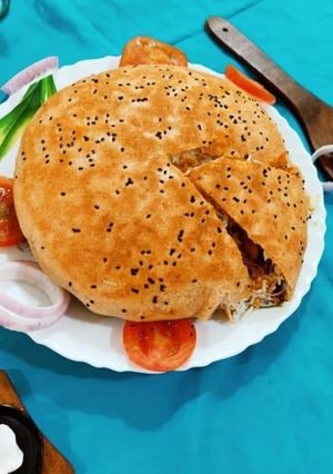A picture of Parda chicken Biryani.