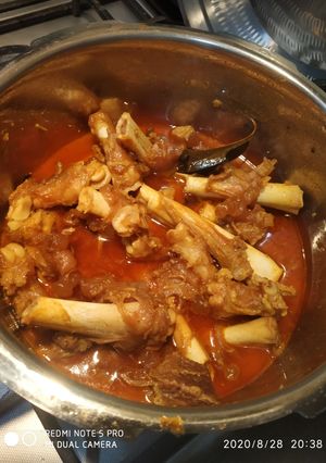 A picture of Paya curry.