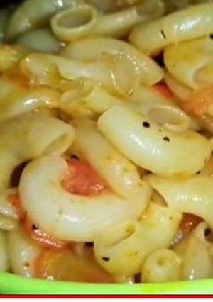 પાસ્તા (Pasta Recipe In Gujarati) રેસીપી મુખ્ય ફોટો