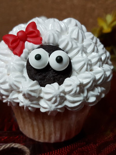 Una foto de Cupcakes ovejitas de mandarina y merengue!!!