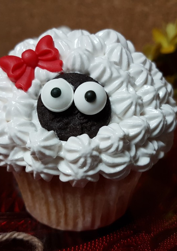 Una foto de Cupcakes ovejitas de mandarina y merengue!!!