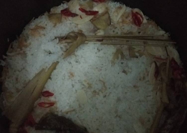 Cara Gampang Membuat Nasi Liwet Sunda yang Bisa Manjain Lidah