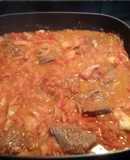 Bistec encebollado con tomate