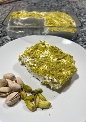 A picture of Creamy Pistachio Dessert✨.