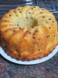 Bundt cake de limón con chispas de chocolate