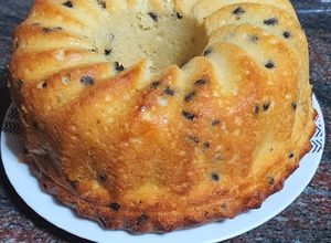 Foto principal de Bundt cake de limón con chispas de chocolate