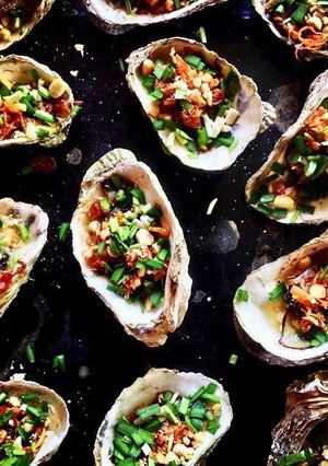 Hình của món Hàu nướng mỡ hành.