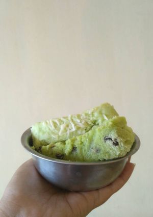Foto resep Bolu Kukus Pandan Keju Kismis Empuk Irit Telur