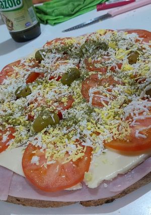 Una foto de Pizza con harina integral 😋