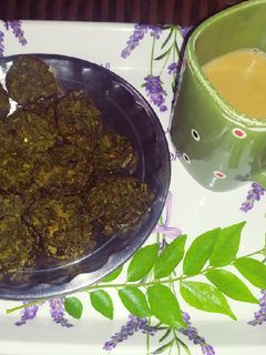 अरबी के पत्ते के पकौड़े (arbi k patte ke pakode recipe in Hindi) रेसिपी मुख्य फोटो