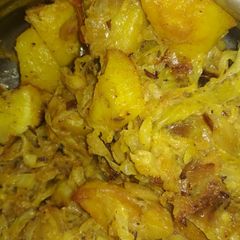A picture of Cabbage Potatoes fry.