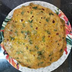 A picture of Winter special Parantha.