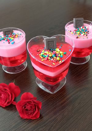عکسی از دستور ژله توت فرنگی