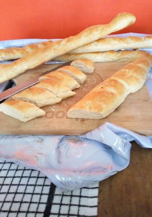 A picture of Baquettes (French Sticks).