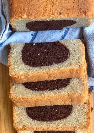 A picture of Eggless marble cake.