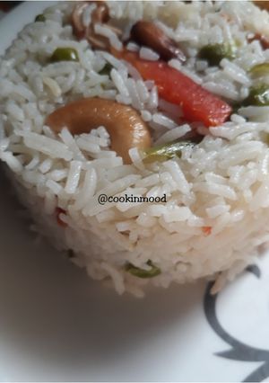 A picture of White Pulav.
