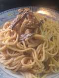 Spaghetti cremosa με μανιτάρια και σκόρδο