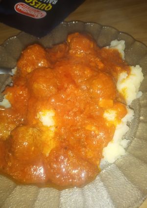 Una foto de Albóndigas con puré