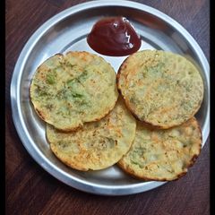A picture of Rava Rice Flour Mini Uttapam.