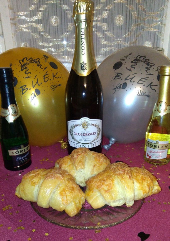 Sajtkrémes Croissant recept fotója