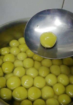 Hình của món Chè bột lọc nhân nho.