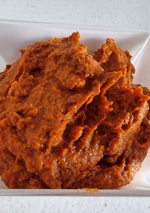 A picture of Onion tomato chutney for South Indian dishes.