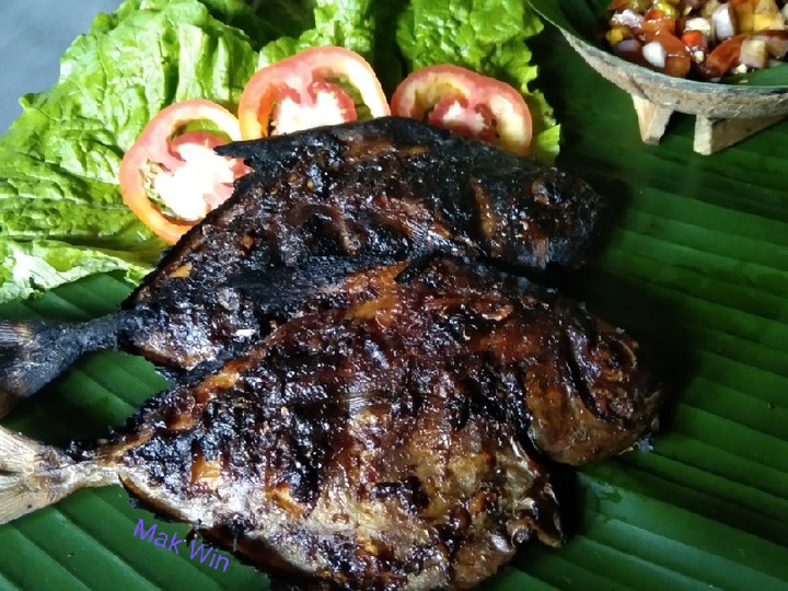 Bagaimana Membuat Ikan bakar bawal bumbu jahe, Bikin Ngiler