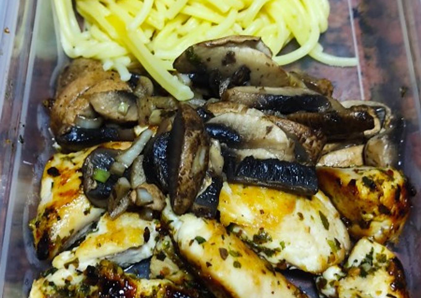 Fideos con pollo y hongos 🍄, comida baja en carbohidratos